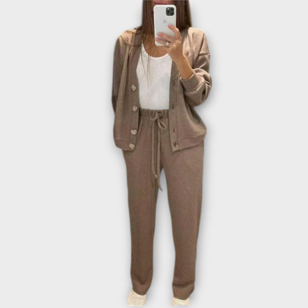 Chantal – Conjunto de Cardigan e Calças