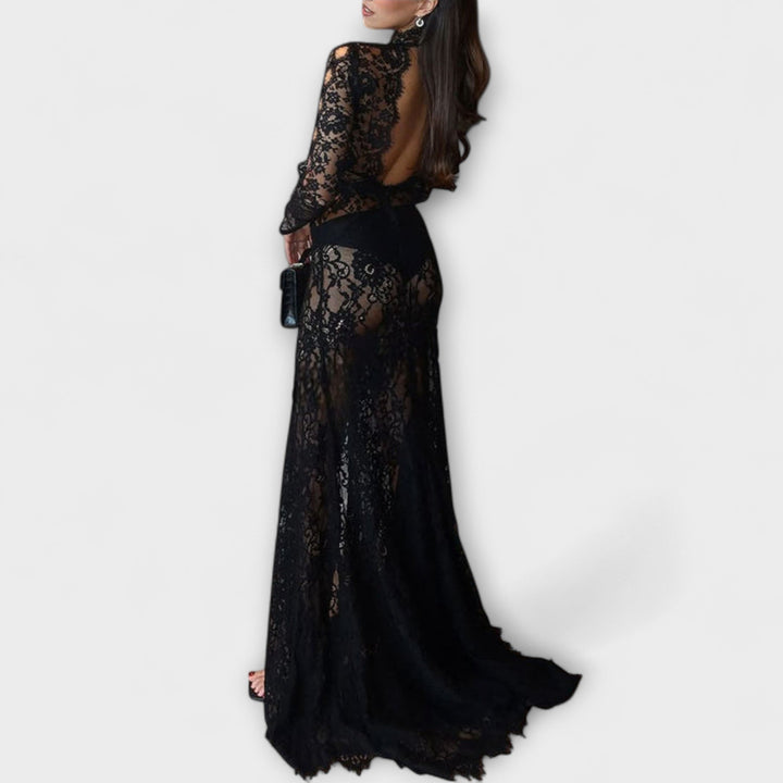 Azalee - Elegância da Meia-Noite Vestido Maxi Transparente com Recortes de Manga Longa