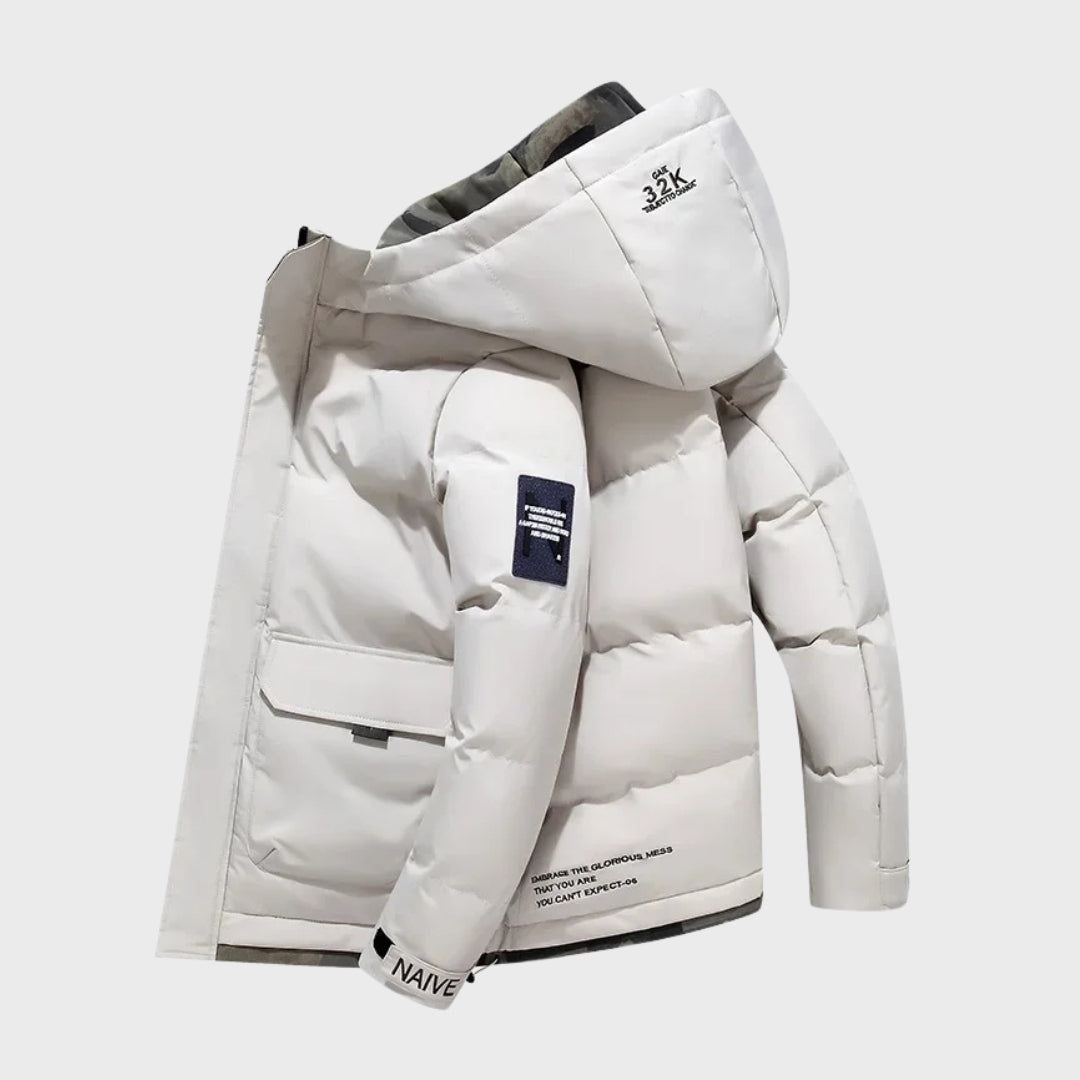 João | Casaco de Inverno com Capuz Elegante