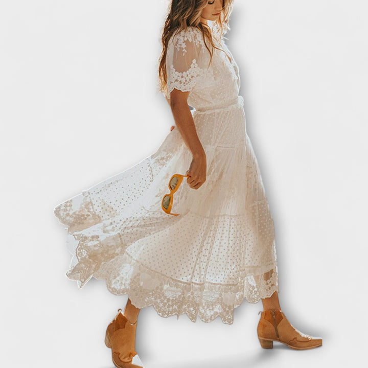 Vestido Midi Lacey com Decote em V e Mangas Curtas