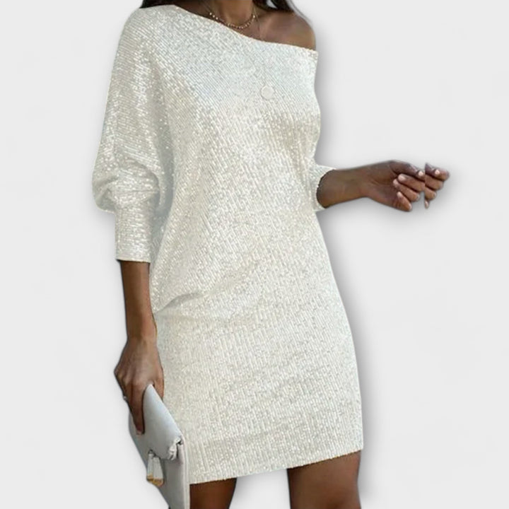 Vestido de festa com lantejoulas e contraste