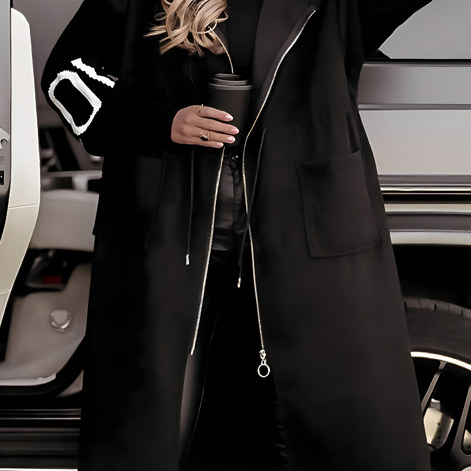 Patrícia - Casaco feminino com mangas de malha e capuz