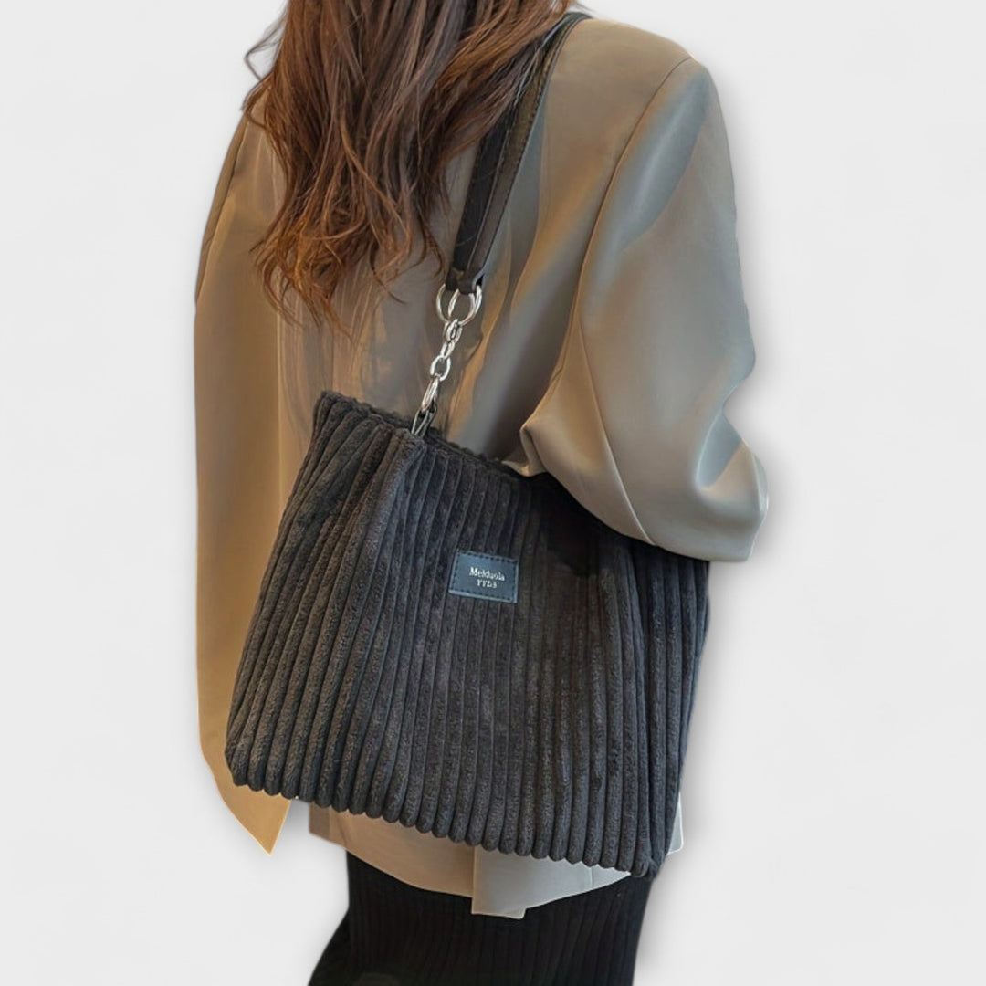Cécile. - Bolsa de Ombro de Veludo Macio