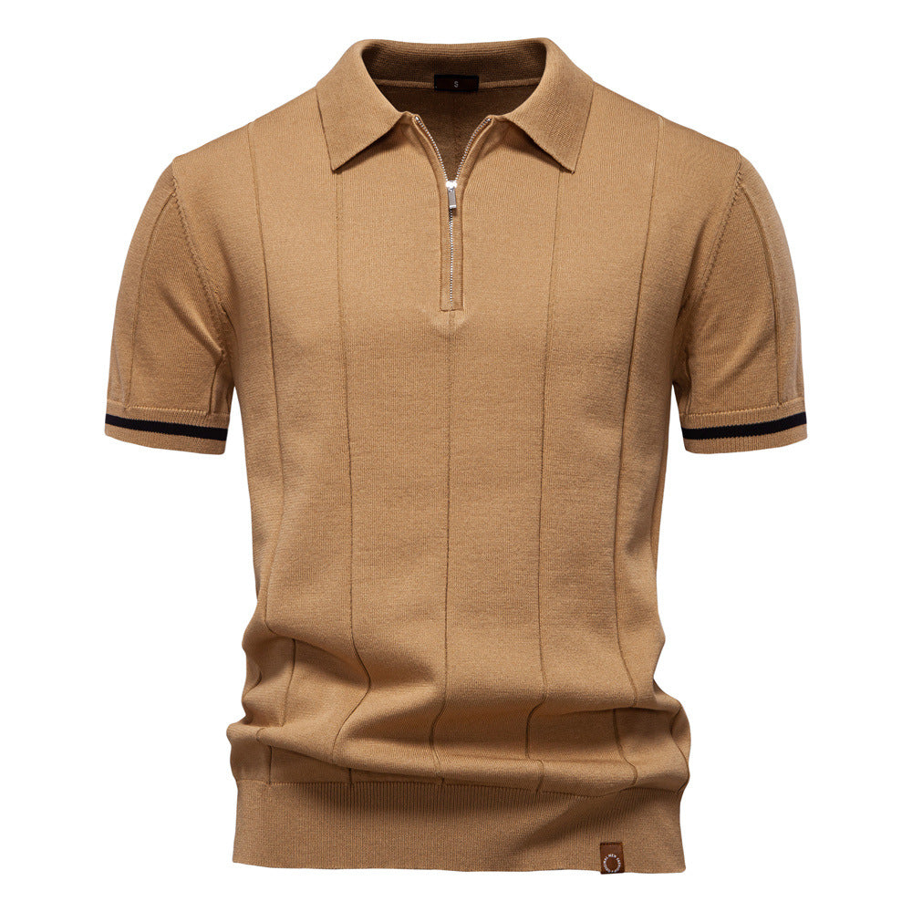 Camisa Polo com Meio Zíper – Textura Vertical e Praticidade ao Vestir