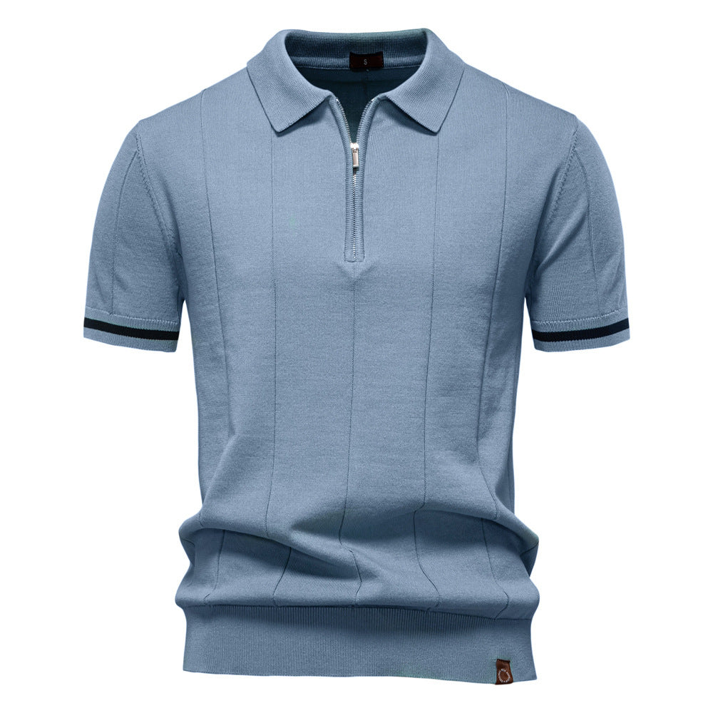 Camisa Polo com Meio Zíper – Textura Vertical e Praticidade ao Vestir