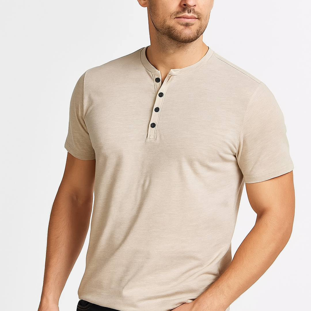 Camisa Henley com Gola de Botões e Camadas Inferiores Lisos