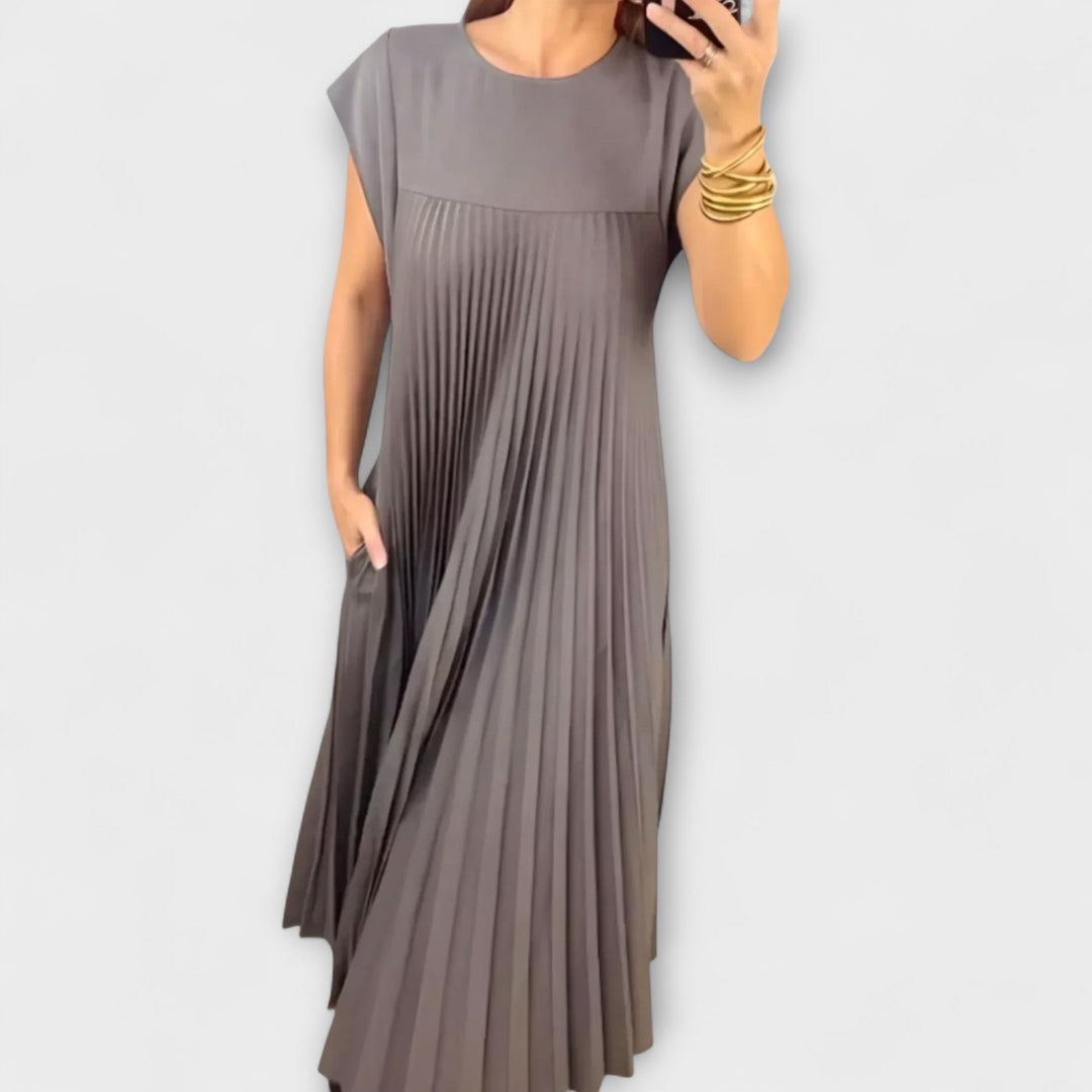 Zairelle – Elegante Vestido Plissado
