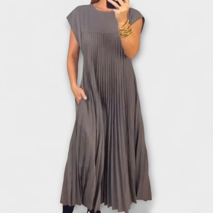 Zairelle – Elegante Vestido Plissado