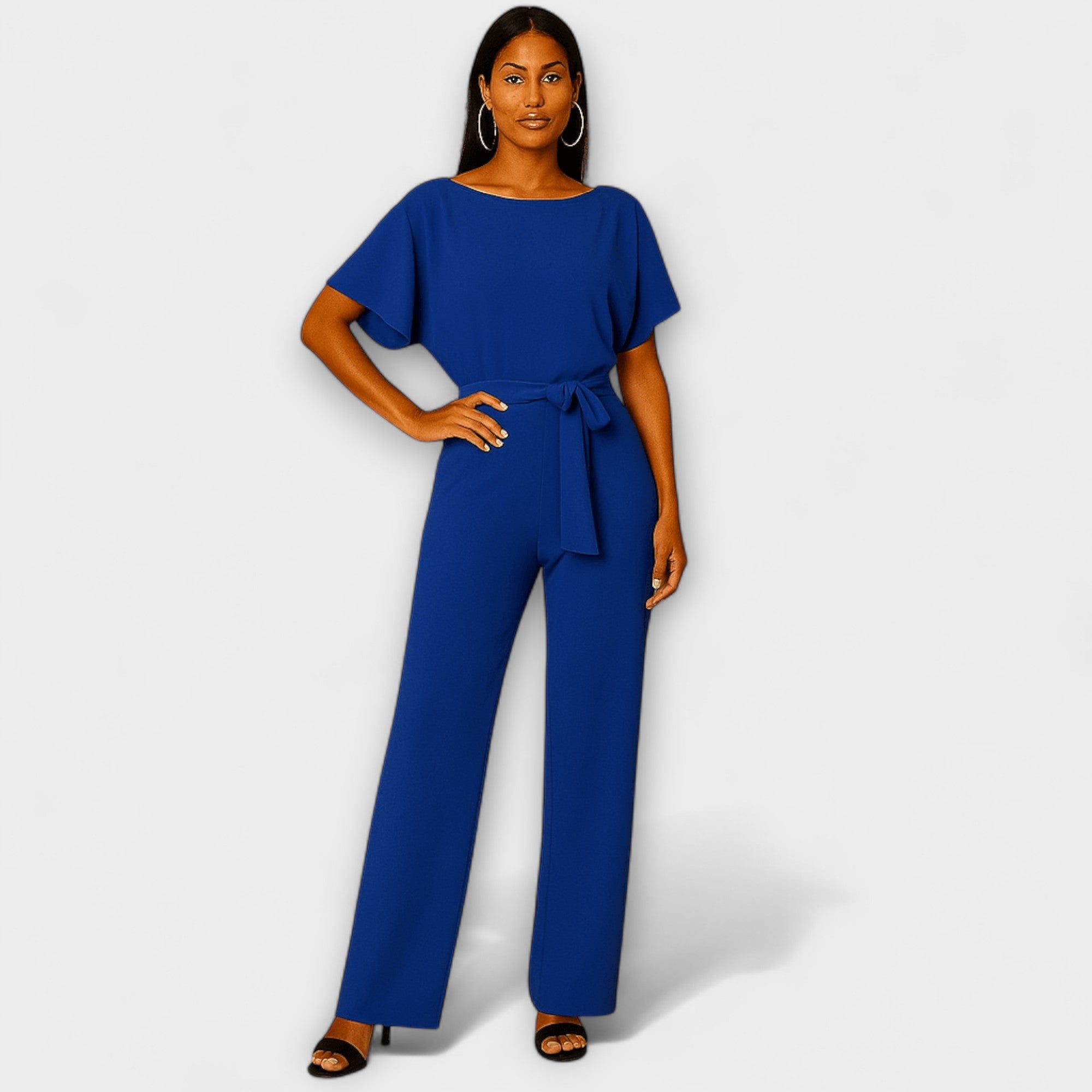 Mira - Macacão Feminino com Cinto de Laço