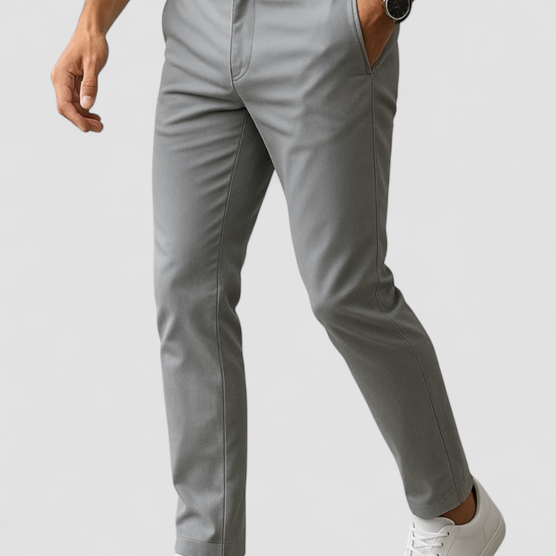 Calças Ajustadas em Tecido Macio com Acabamento Justo nos Tornozelos