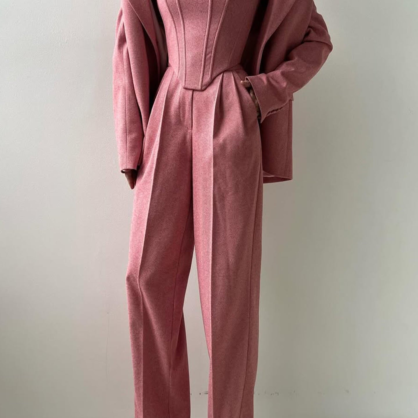 Diana - Conjunto Três Peças com Blazer de Dupla Fileira