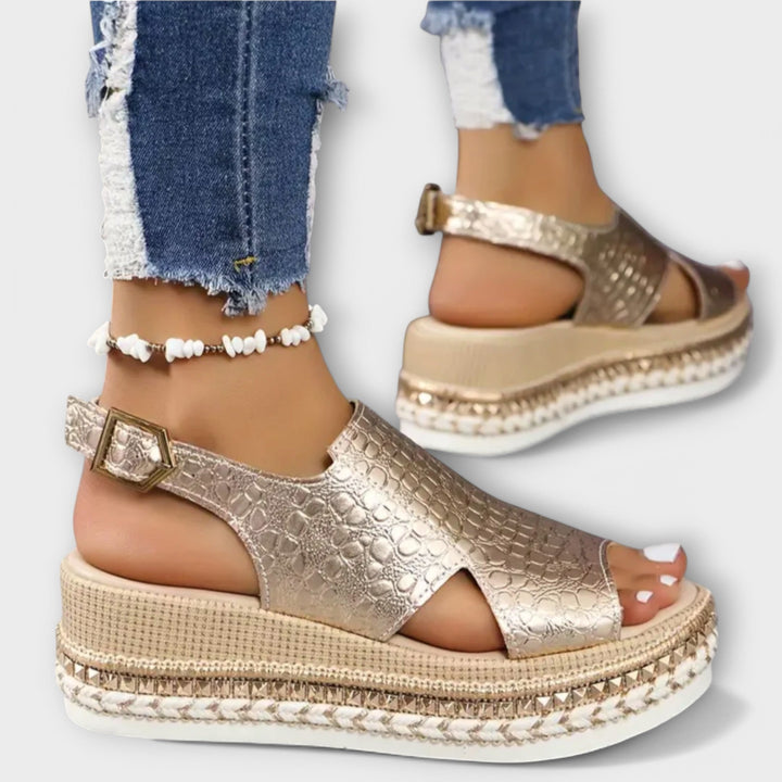 Helma - Sandálias Femininas