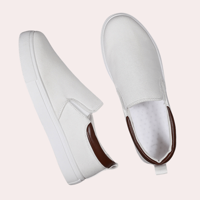 Sapatilhas Slip On - Superior em Lona Misturada com Sola Flexível