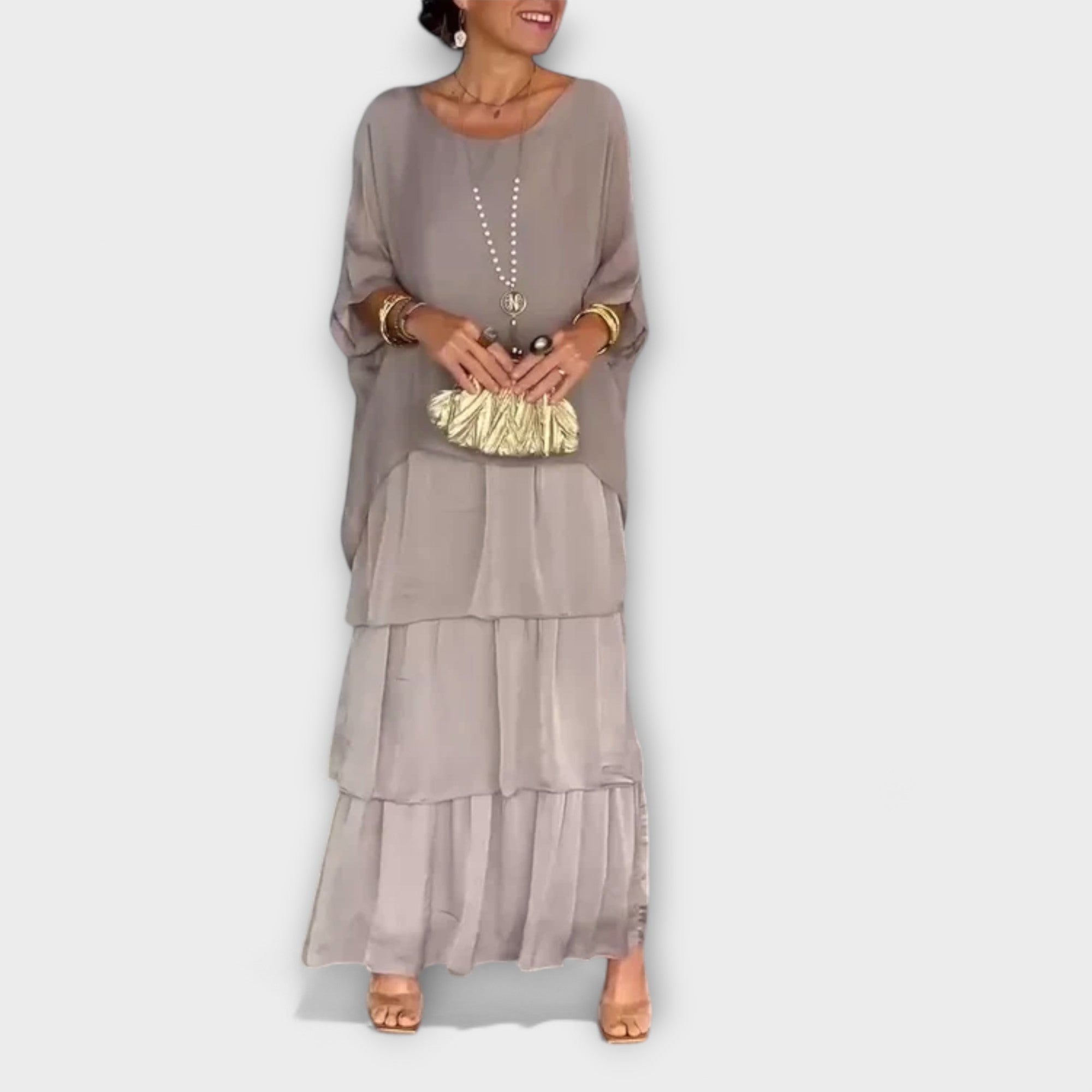 Evelyn - Elegante Vestido de Chiffon