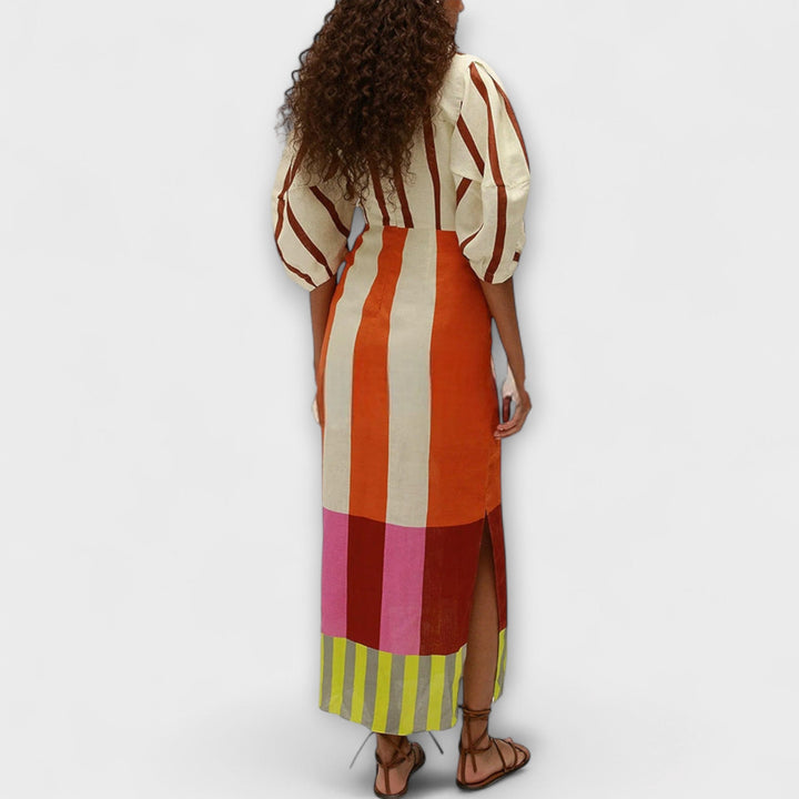 Kaya - Vestido Maxi com Decote Frontal e Mangas Bufantes